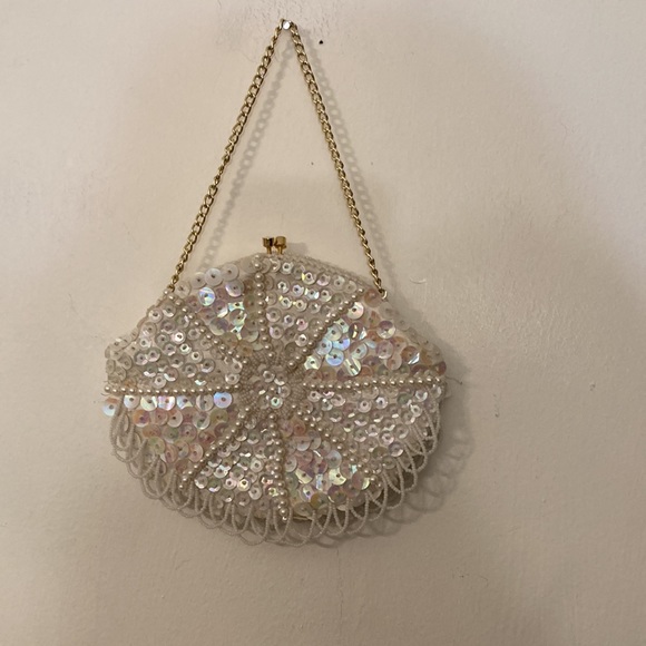 Vintage sequined beaded bag made in Hong Kong - Picture 1 of 9